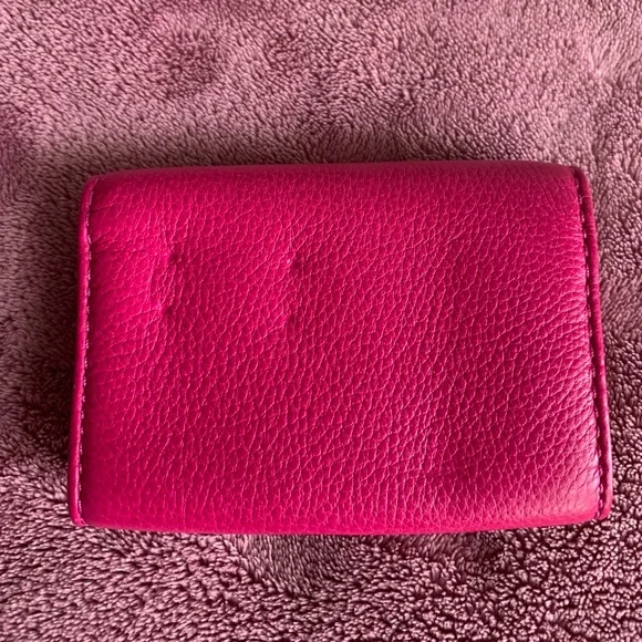 Michael Kors Large Credit Card Case In Fuchsia - Picture 2 of 5